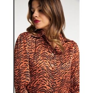 New‎ !!! VTG Nasty Gal Cropped Tiger Striped Blouse Metallic Strip Size 4